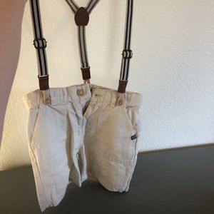 Linnen shorts with suspenders.. very cute